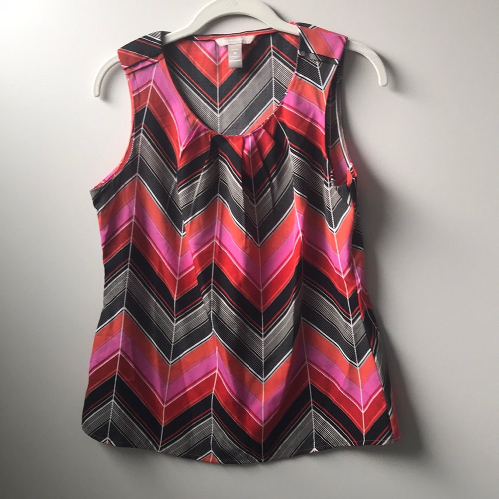 BANANA REPUBLIC sleeveless zig zag top - Picture 4 of 6